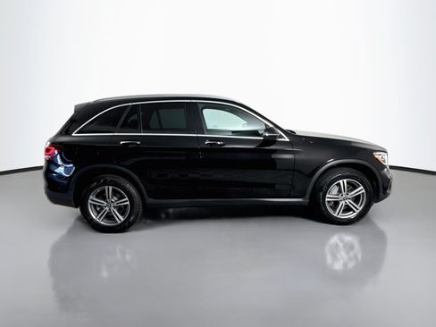 Used 2022 Mercedes-Benz GLC 300 4MATIC image 11
