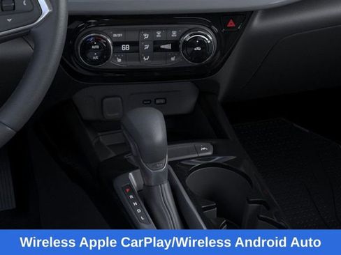 New 2026 Chevrolet Trax LT w/ Sunroof Package image 24