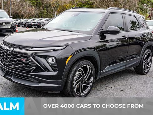 Used 2024 Chevrolet TrailBlazer RS image 3