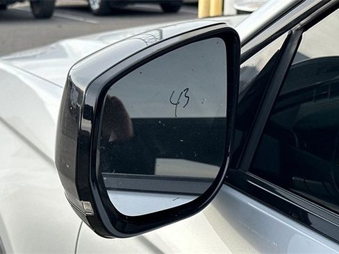 Used 2021 Jeep Grand Cherokee L Altitude image 14