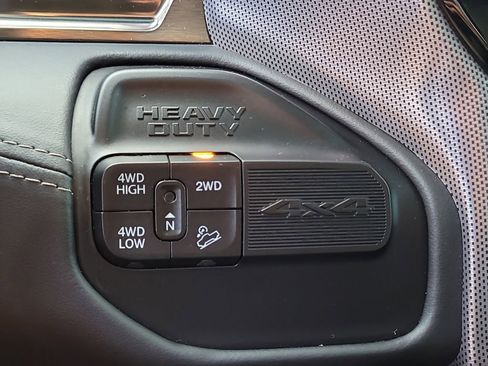 Used 2020 RAM 2500 Limited image 25