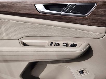 New 2026 Volkswagen Atlas SEL Premium R-Line