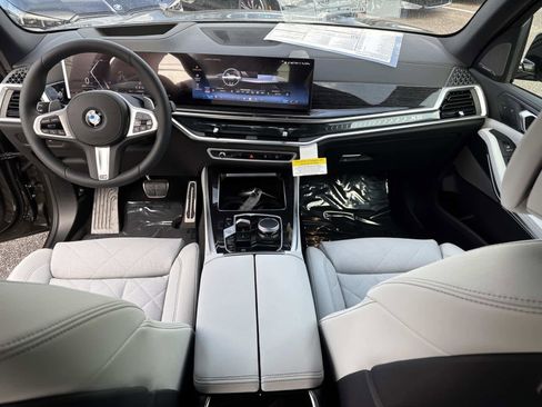 New 2026 BMW X5 xDrive40i w/ M Sport Package image 15
