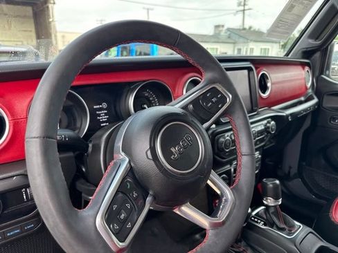 Used 2023 Jeep Wrangler Unlimited Rubicon 4xe AWD/4WD image 10