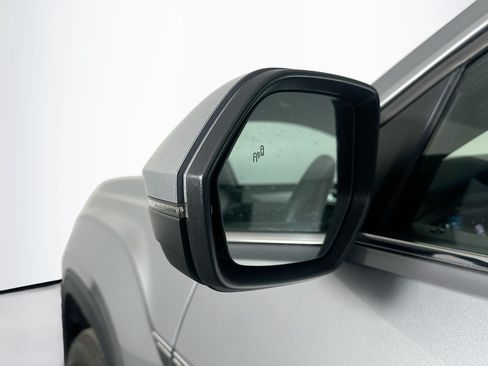 Used 2025 Volkswagen Atlas Cross Sport SE FWD image 16