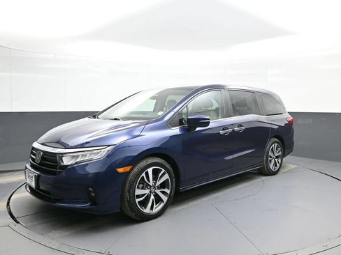 Certified 2023 Honda Odyssey Touring image 10