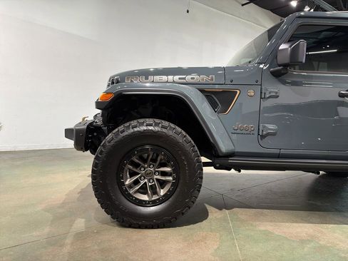 Used 2025 Jeep Wrangler Unlimited Rubicon 392 AWD/4WD image 3