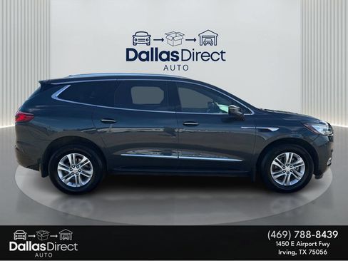 Used 2020 Buick Enclave Essence w/ Sound and Sites Package FWD image 5