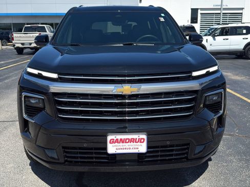 Certified 2026 Chevrolet Traverse High Country w/ LPO, Floor Liner Package AWD/4WD image 3