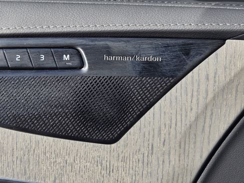 Used 2025 Volvo XC90 B6 Ultra w/ Protection Package Premier image 35