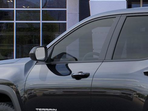 New 2027 GMC Terrain Elevation w/ LPO, Floor Liner Package FWD image 12