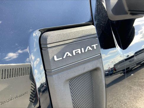Certified 2022 Ford Maverick Lariat FWD image 8