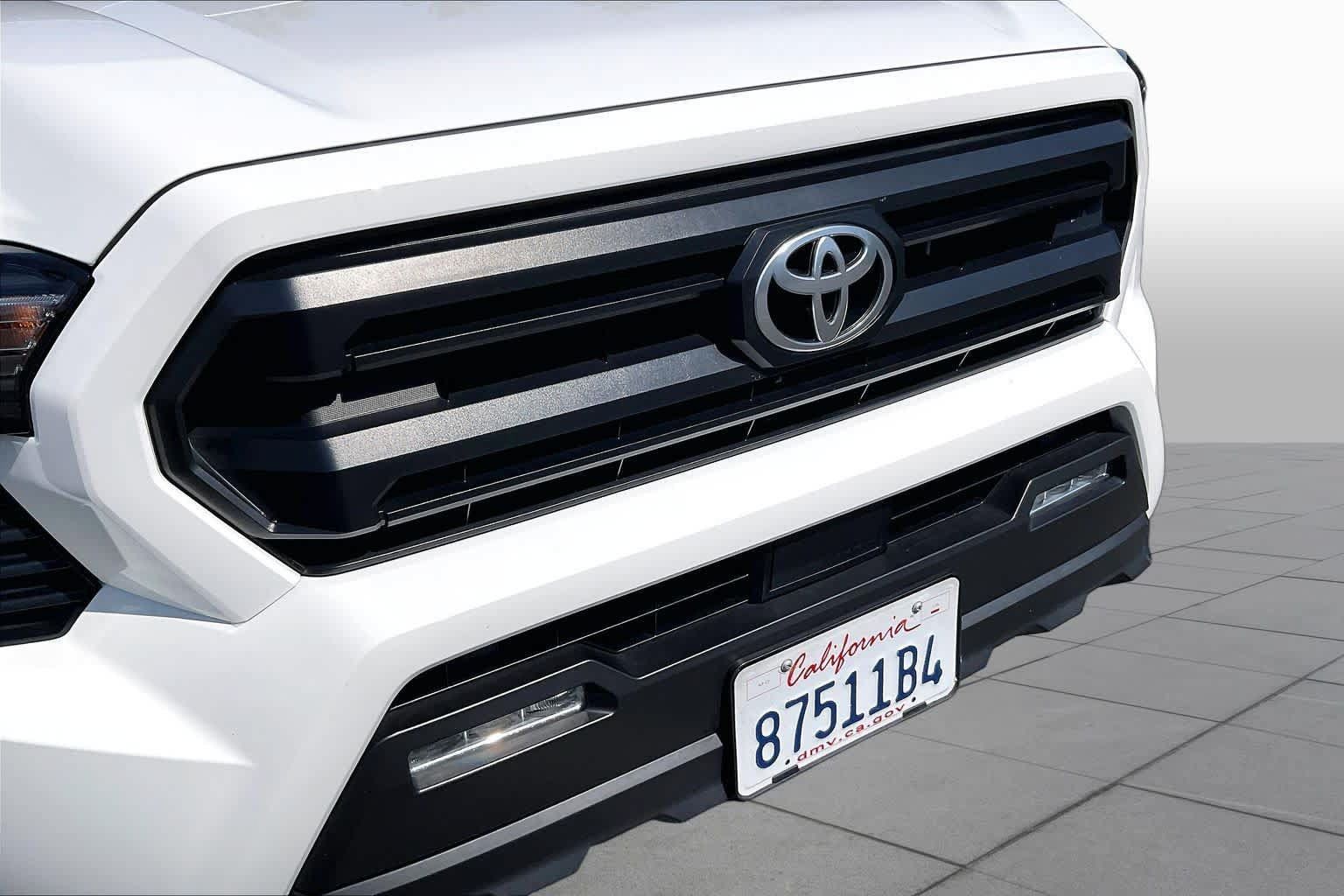 Used 2024 Toyota Tacoma SR5 RWD image 28