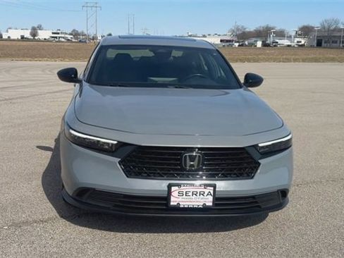 Used 2023 Honda Accord Sport image 3