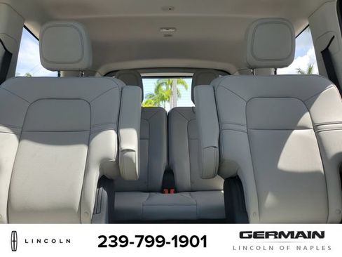 New 2026 Lincoln Aviator 2WD image 29