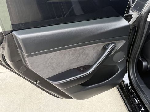 Used 2022 Tesla Model 3 Long Range AWD/4WD image 20