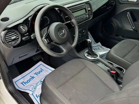 Used 2014 Volkswagen Beetle 2.5 image 11