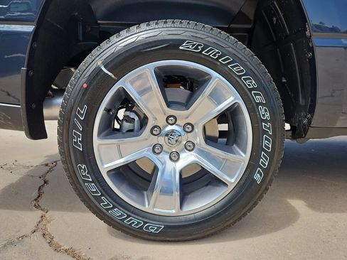 New 2026 RAM 1500 Express AWD/4WD image 9