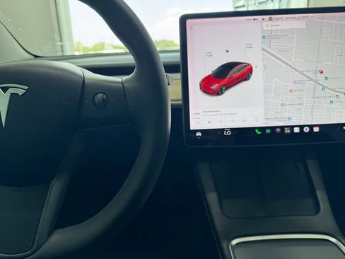Used 2021 Tesla Model 3 Standard Range Plus RWD image 23