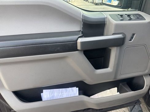 Used 2018 Ford F150 XLT w/ Equipment Group 302A Luxury RWD image 14