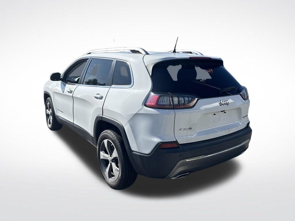Used 2019 Jeep Cherokee Limited AWD/4WD image 5