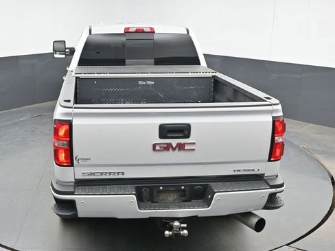 Used 2019 GMC Sierra 2500 Denali w/ Duramax Plus Package AWD/4WD image 24
