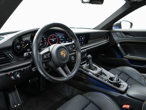 Certified 2022 Porsche 911 GT3 RWD image 4