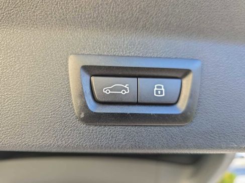 Used 2024 BMW X3 sDrive30i w/ Convenience Package image 27