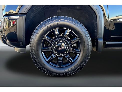 Used 2024 GMC Sierra 2500 AT4 w/ AT4 Premium Plus Package image 31