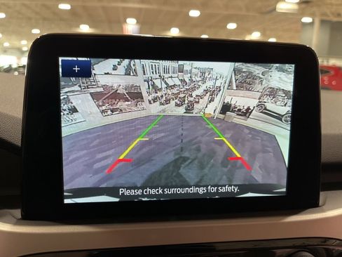 Used 2020 Ford Escape SE image 32