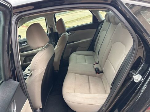 Used 2021 Kia Forte LXS image 14