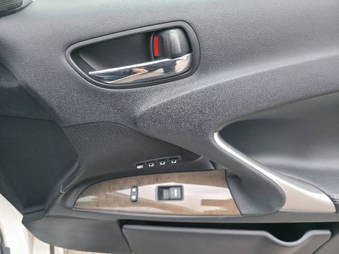 Used 2010 Lexus IS 250 AWD image 22
