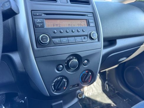 Used 2018 Nissan Versa Note S FWD image 23