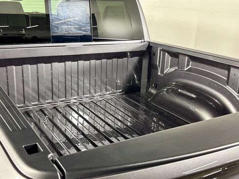 New 2026 RAM 1500 Laramie AWD/4WD image 21
