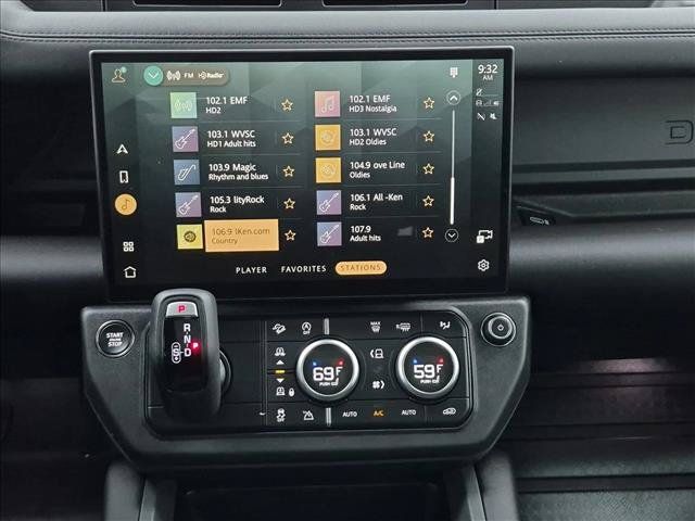 Certified 2026 Land Rover Defender 110 S AWD/4WD image 18