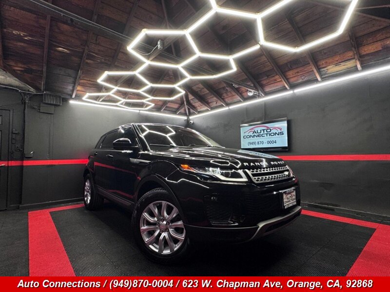 Used 2018 Land Rover Range Rover Evoque SE AWD/4WD image 1