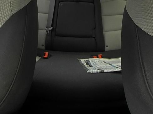 Used 2014 Chevrolet Cruze LS FWD image 13