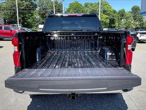 Used 2023 Chevrolet Silverado 1500 LT AWD/4WD image 30