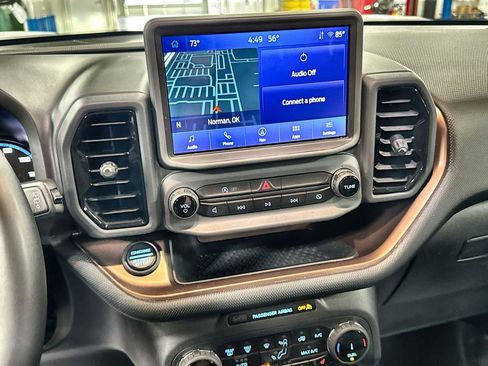 Used 2024 Ford Bronco Sport Outer Banks w/ Tech Package AWD/4WD image 19