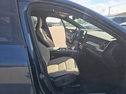 Used 2026 Volvo XC60 B5 Plus w/ Protection Package Premier AWD/4WD image 13