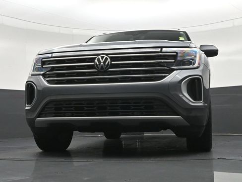 Used 2024 Volkswagen Atlas SE FWD image 30