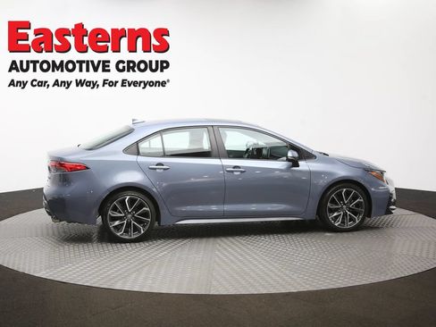 Used 2021 Toyota Corolla SE w/ SE Premium Package FWD image 38