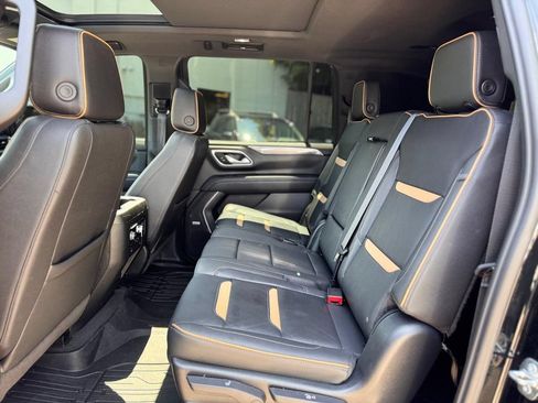 Used 2023 GMC Yukon XL AT4 w/ Technology Package AWD/4WD image 21