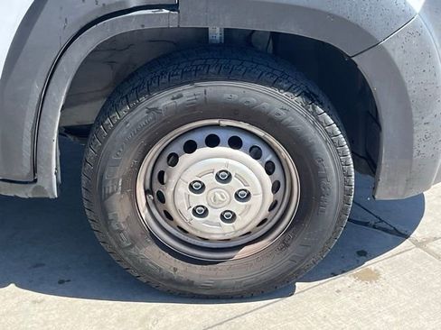 Used 2025 RAM ProMaster 2500 w/ Convenience Group FWD image 6