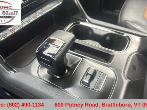 Used 2023 GMC Sierra 1500 AT4 w/ AT4 Premium Package AWD/4WD image 14