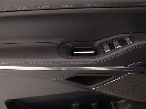 New 2025 Lincoln Navigator Reserve w/ Jet Appearance Package image 19