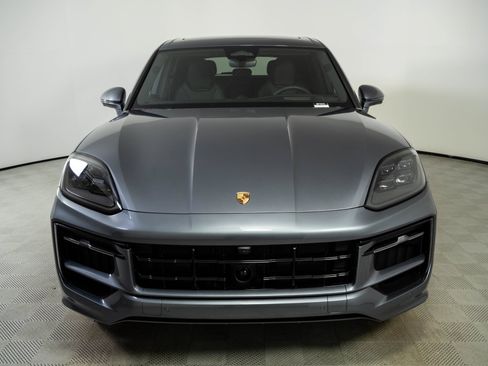 New 2026 Porsche Cayenne GTS AWD/4WD image 37