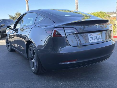 Used 2021 Tesla Model 3 Standard Range Plus RWD image 6