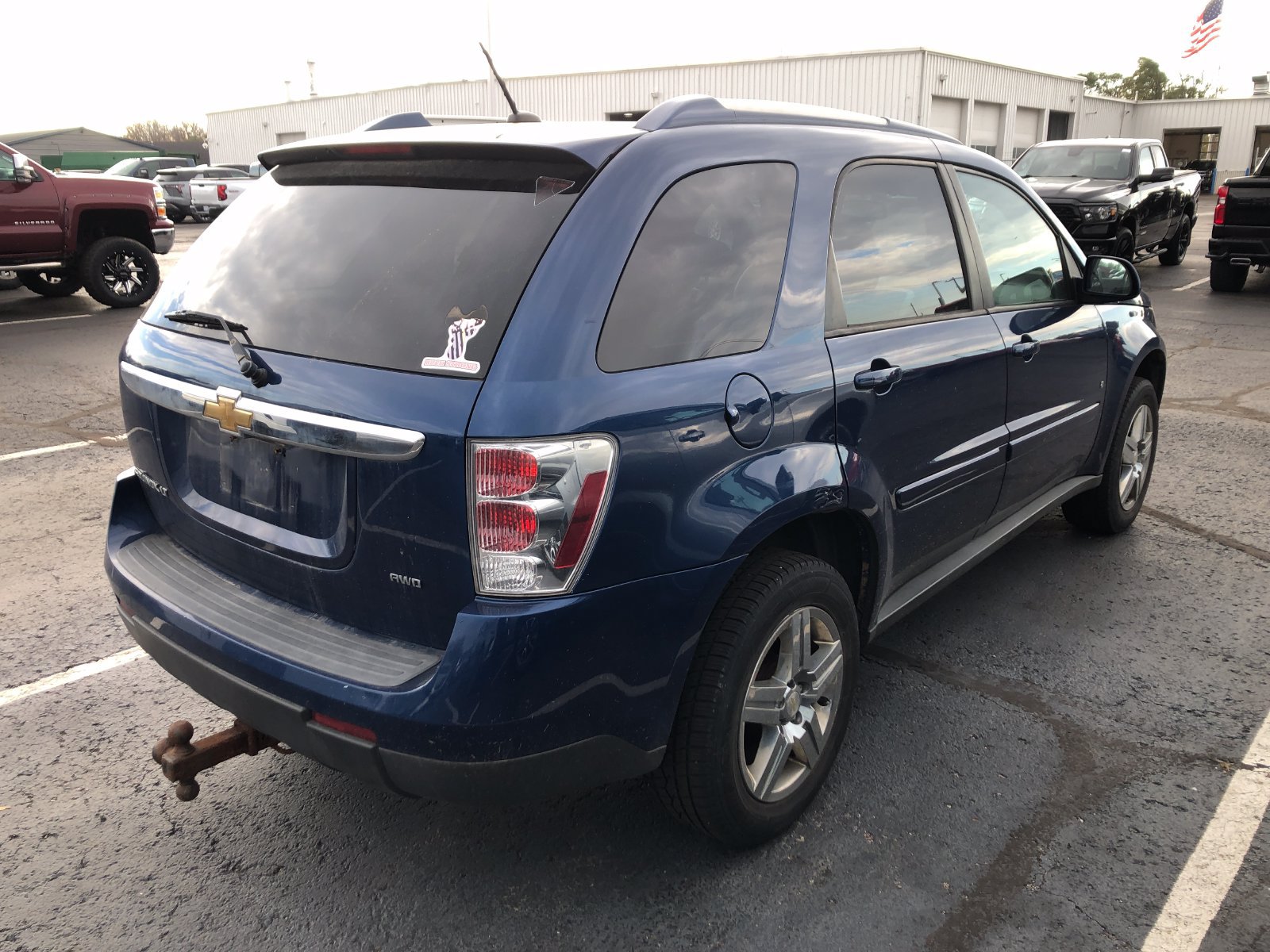 Used 2009 Chevrolet Equinox LT w/ Chrome And Sound Package AWD/4WD image 4