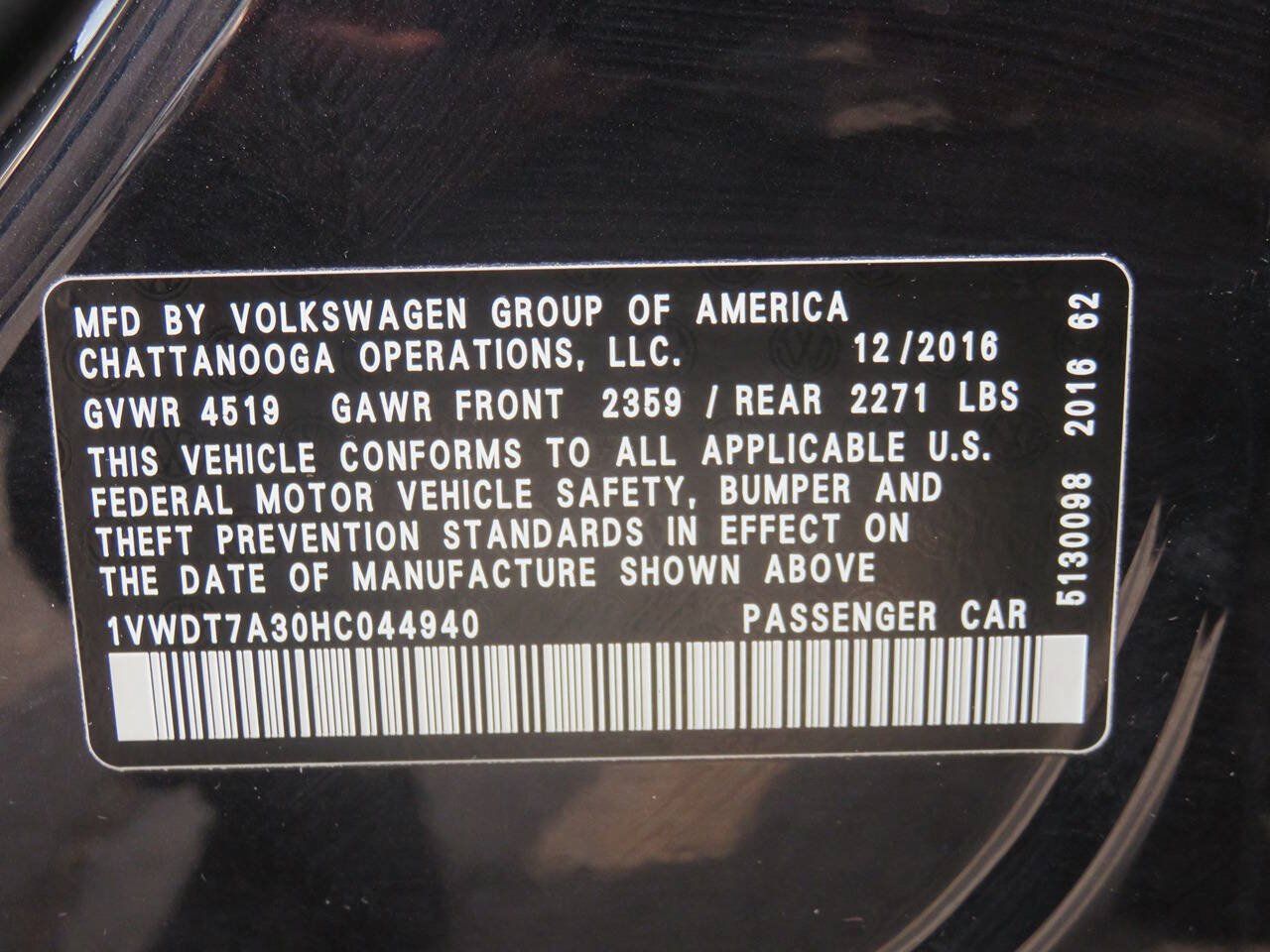 Used 2017 Volkswagen Passat 1.8T R-Line FWD image 38